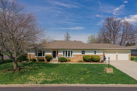Tiny photo for 1 Millard Court, Minier, IL 61759 (MLS # 12615798)