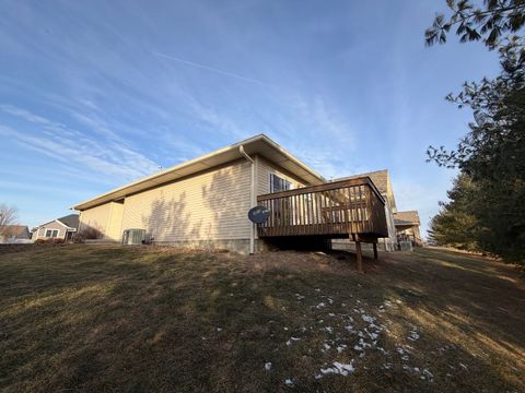 Tiny photo for 1709 Timber Wolf Lane #C, Mahomet, IL 61853 (MLS # 12552771)