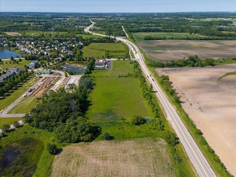 40 US Highway 45 Lindenhurst IL 60046