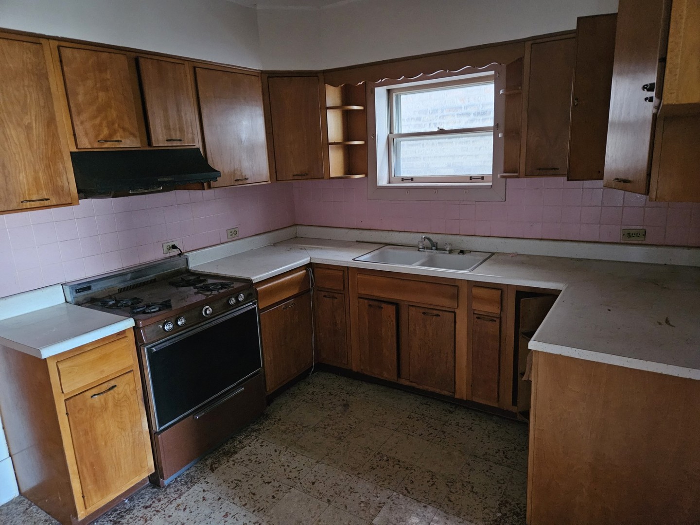 5150 W Henderson Street