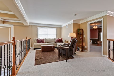 Tiny photo for 10 Eagle Ridge Drive, Hawthorn Woods, IL 60047 (MLS # 12689818)