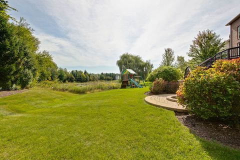 Tiny photo for 10 Eagle Ridge Drive, Hawthorn Woods, IL 60047 (MLS # 12689818)