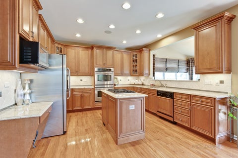 Tiny photo for 10 Eagle Ridge Drive, Hawthorn Woods, IL 60047 (MLS # 12689818)
