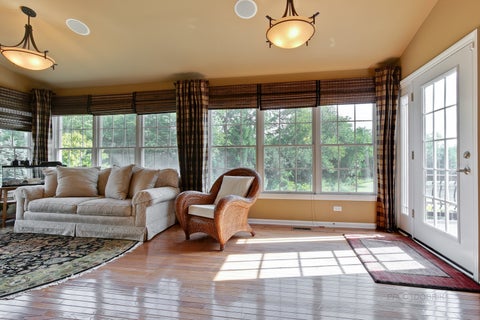 Tiny photo for 10 Eagle Ridge Drive, Hawthorn Woods, IL 60047 (MLS # 12689818)
