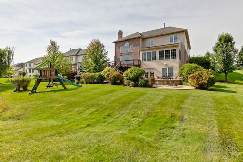 Tiny photo for 10 Eagle Ridge Drive, Hawthorn Woods, IL 60047 (MLS # 12689818)