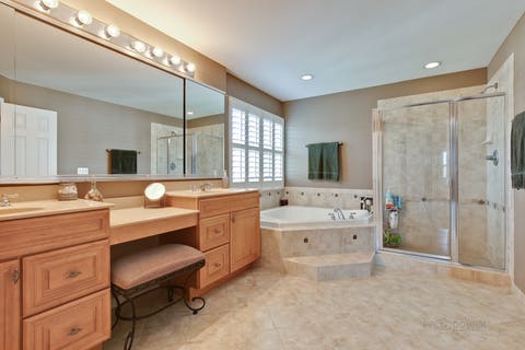 Tiny photo for 10 Eagle Ridge Drive, Hawthorn Woods, IL 60047 (MLS # 12689818)