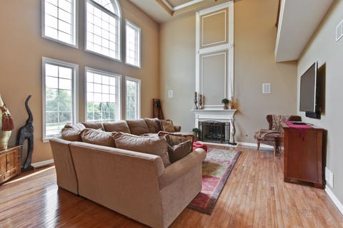 Tiny photo for 10 Eagle Ridge Drive, Hawthorn Woods, IL 60047 (MLS # 12689818)