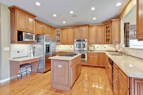 Tiny photo for 10 Eagle Ridge Drive, Hawthorn Woods, IL 60047 (MLS # 12689818)