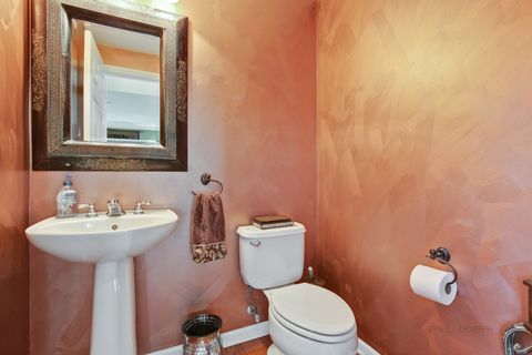 Tiny photo for 10 Eagle Ridge Drive, Hawthorn Woods, IL 60047 (MLS # 12689818)