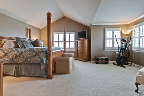 Tiny photo for 10 Eagle Ridge Drive, Hawthorn Woods, IL 60047 (MLS # 12689818)