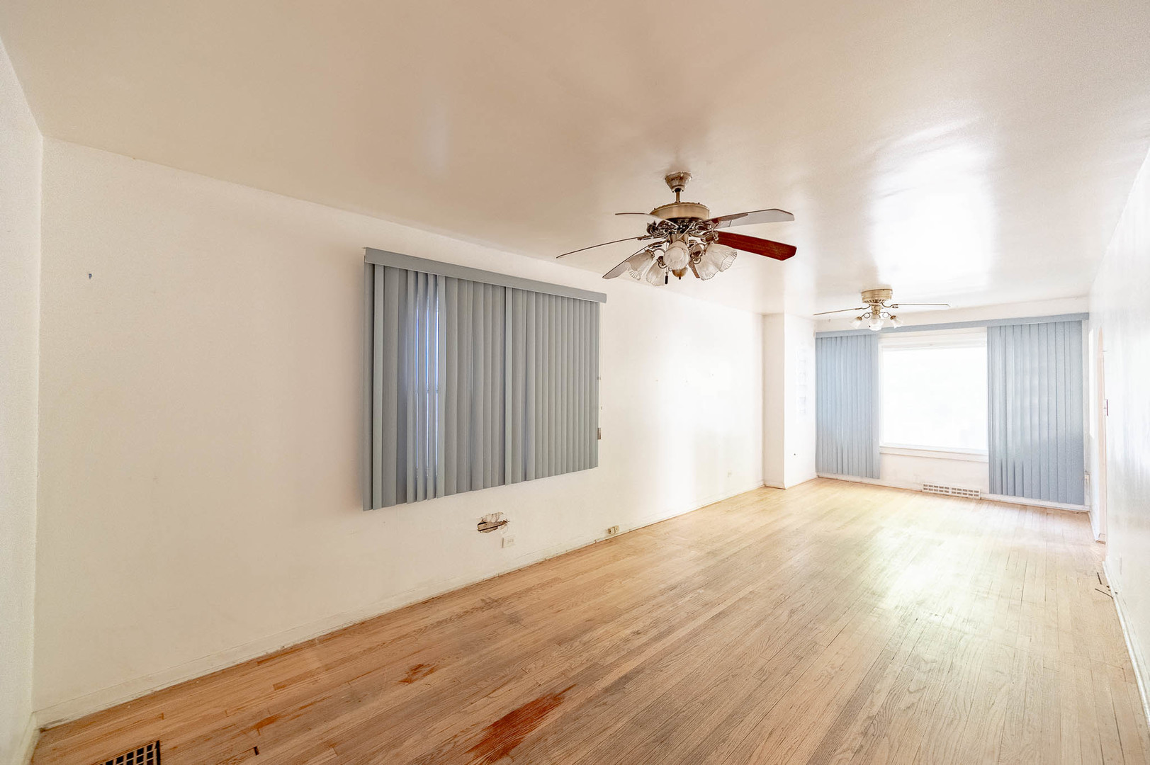 2435 N Monticello Avenue