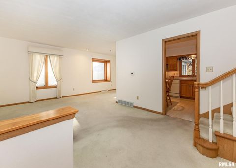 Tiny photo for 3332 16TH Street, Moline, IL 61265 (MLS # QC4269394)