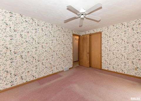 Tiny photo for 3332 16TH Street, Moline, IL 61265 (MLS # QC4269394)