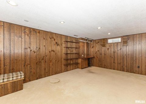 Tiny photo for 3332 16TH Street, Moline, IL 61265 (MLS # QC4269394)