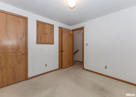 Tiny photo for 3332 16TH Street, Moline, IL 61265 (MLS # QC4269394)