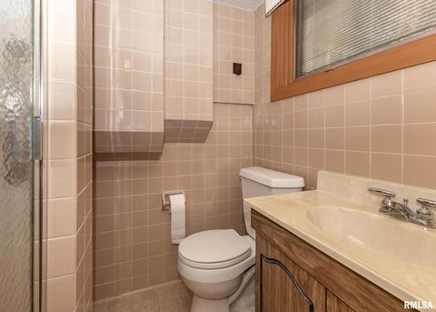 Tiny photo for 3332 16TH Street, Moline, IL 61265 (MLS # QC4269394)