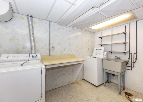 Tiny photo for 3332 16TH Street, Moline, IL 61265 (MLS # QC4269394)