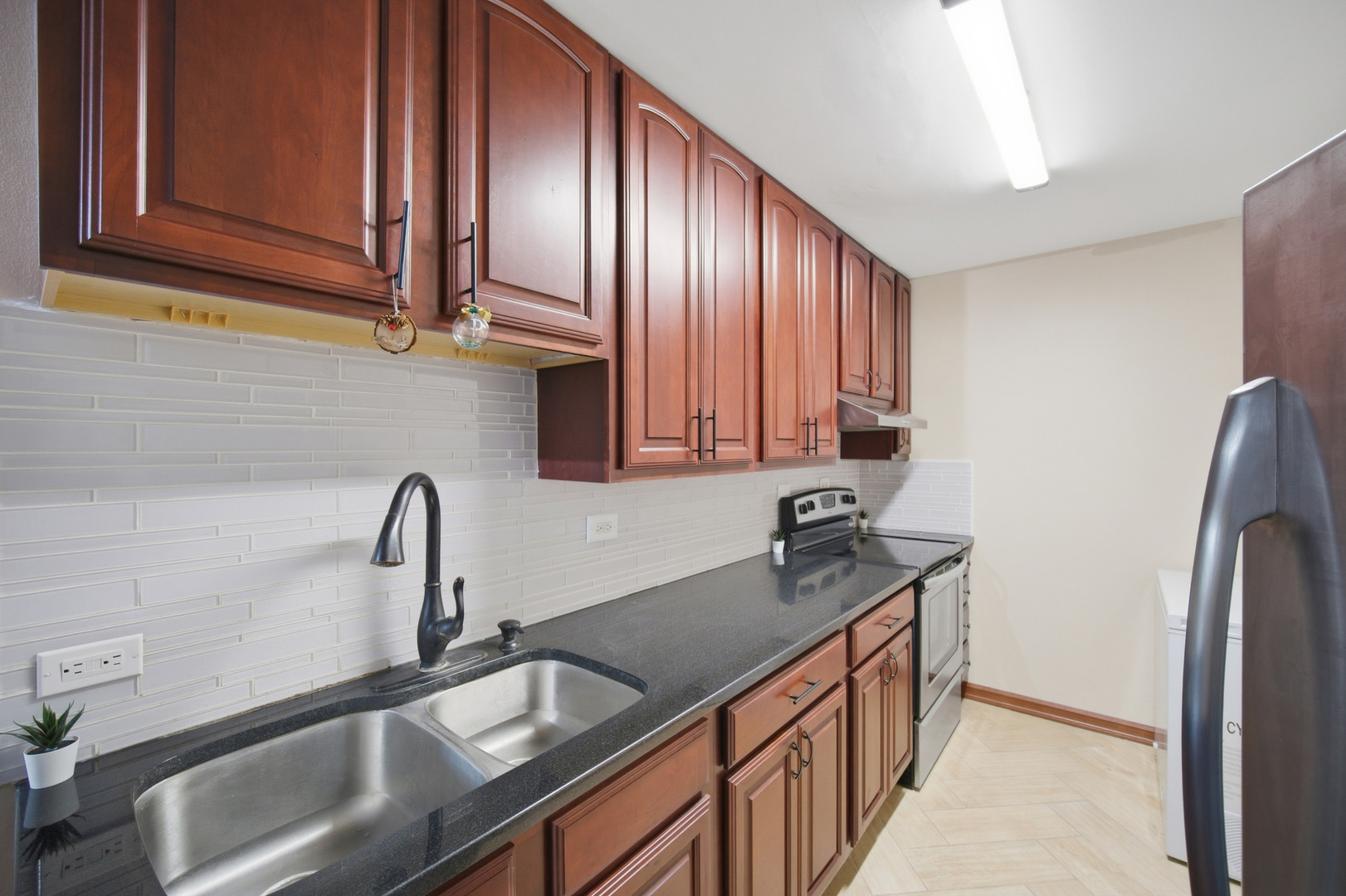 Rolling Meadows, Illinois 60008, United States, 1 Bedroom Bedrooms, ,1 BathroomBathrooms,Residential,Active,254796