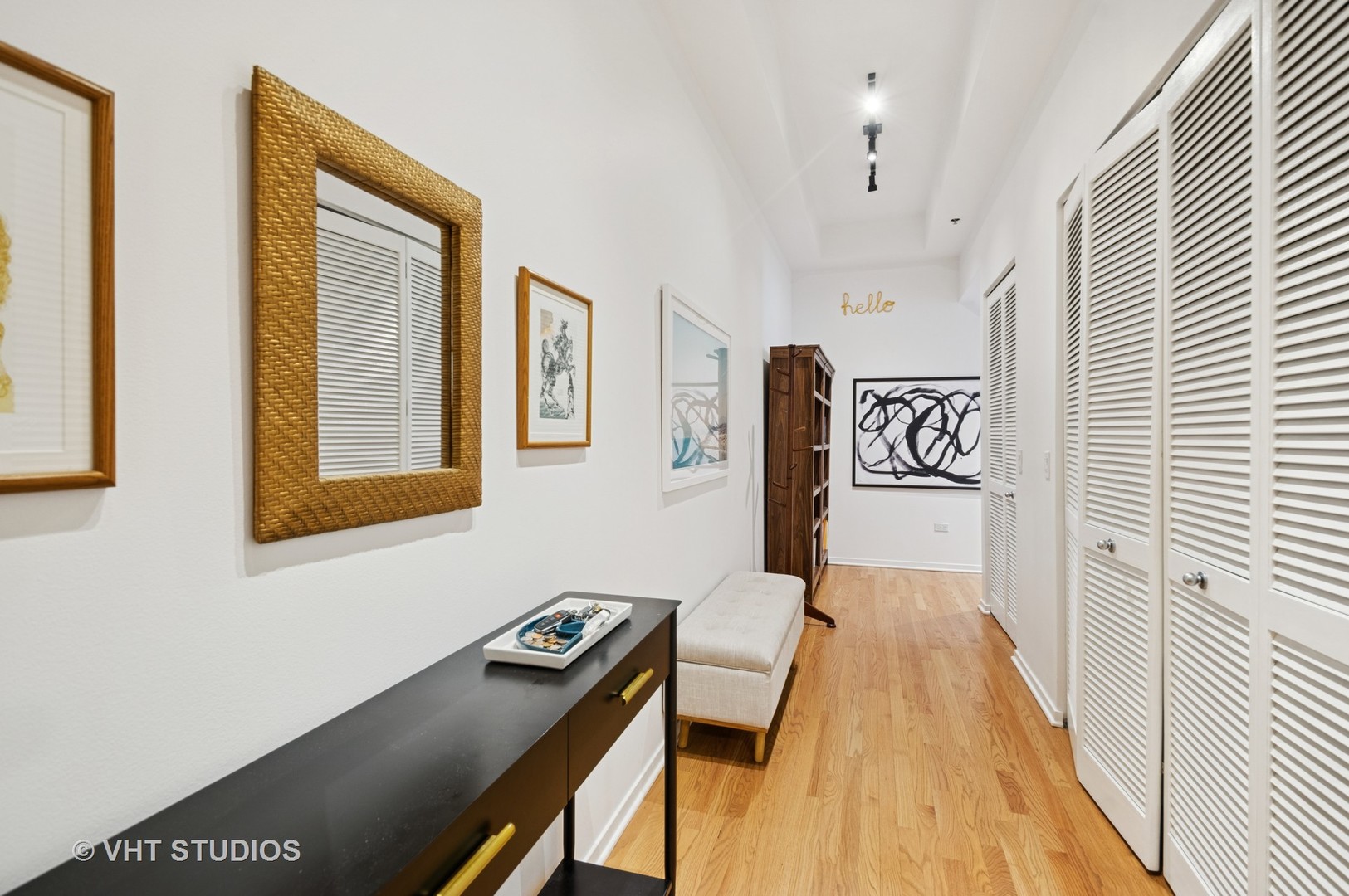 1201 W Adams Street 1001