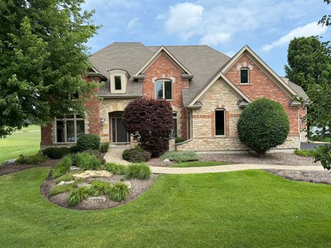 Photo of 823 Sunflower Drive, Geneva, IL 60134 (MLS # 12439770)