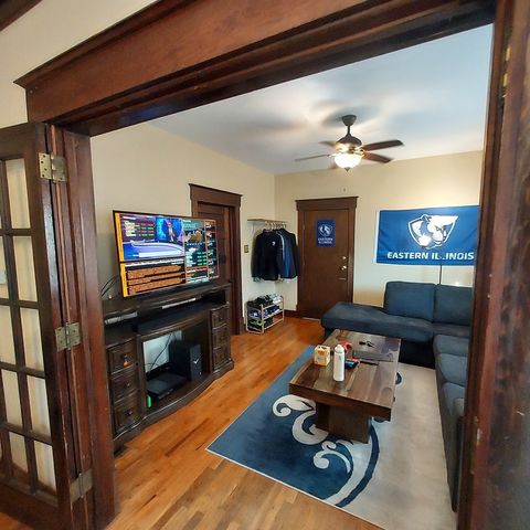 Tiny photo for 303 N Draper Avenue, Champaign, IL 61821 (MLS # 12471946)