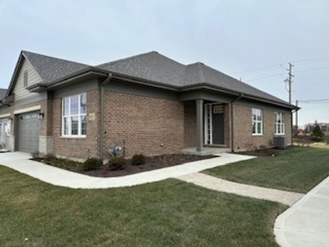 Photo of 8028 Bradley Drive, Tinley Park, IL 60487 (MLS # 12256289)