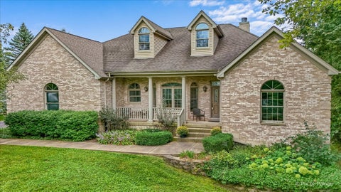 Photo of 2820 N Bayview Lane, McHenry, IL 60051 (MLS # 12745696)