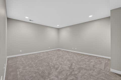 Tiny photo for 4069 Orchard Drive, Bettendorf, IA 52722 (MLS # 12672910)
