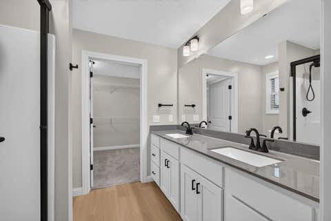 Tiny photo for 4069 Orchard Drive, Bettendorf, IA 52722 (MLS # 12672910)