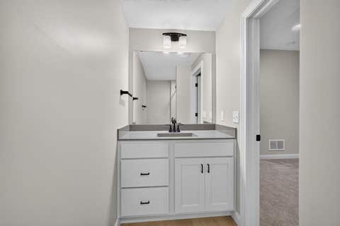 Tiny photo for 4069 Orchard Drive, Bettendorf, IA 52722 (MLS # 12672910)
