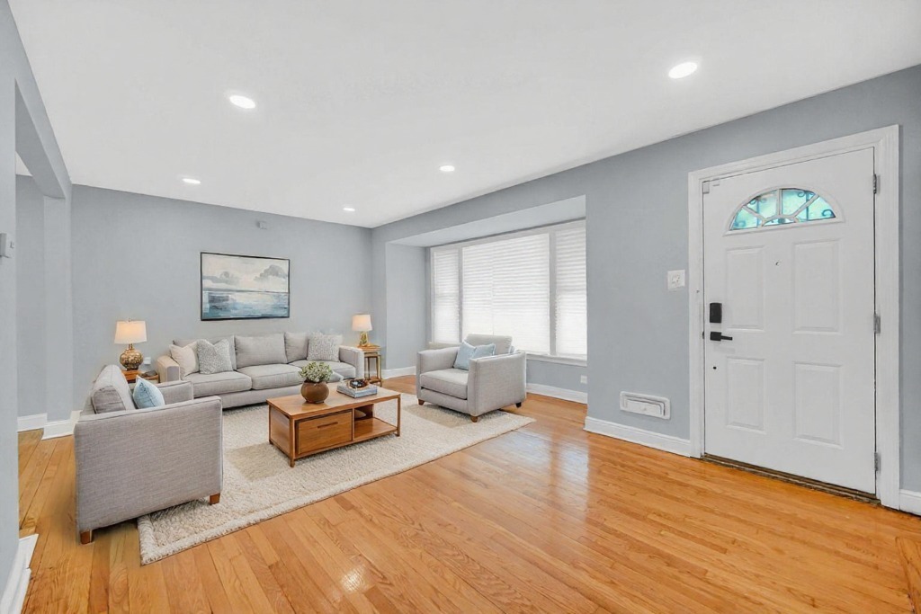 10029 S Green Street