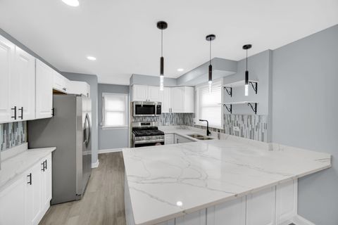 Tiny photo for 10029 S Green Street, Chicago, IL 60643 (MLS # 12582412)