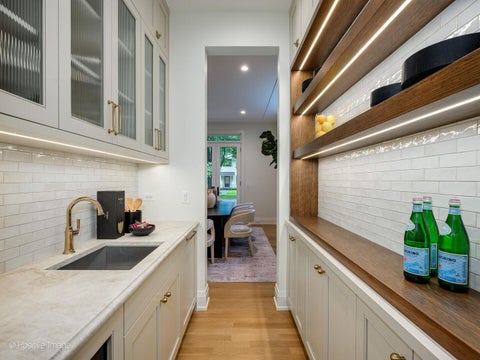 Tiny photo for 414 Laurel Avenue, Wilmette, IL 60091 (MLS # 12681323)