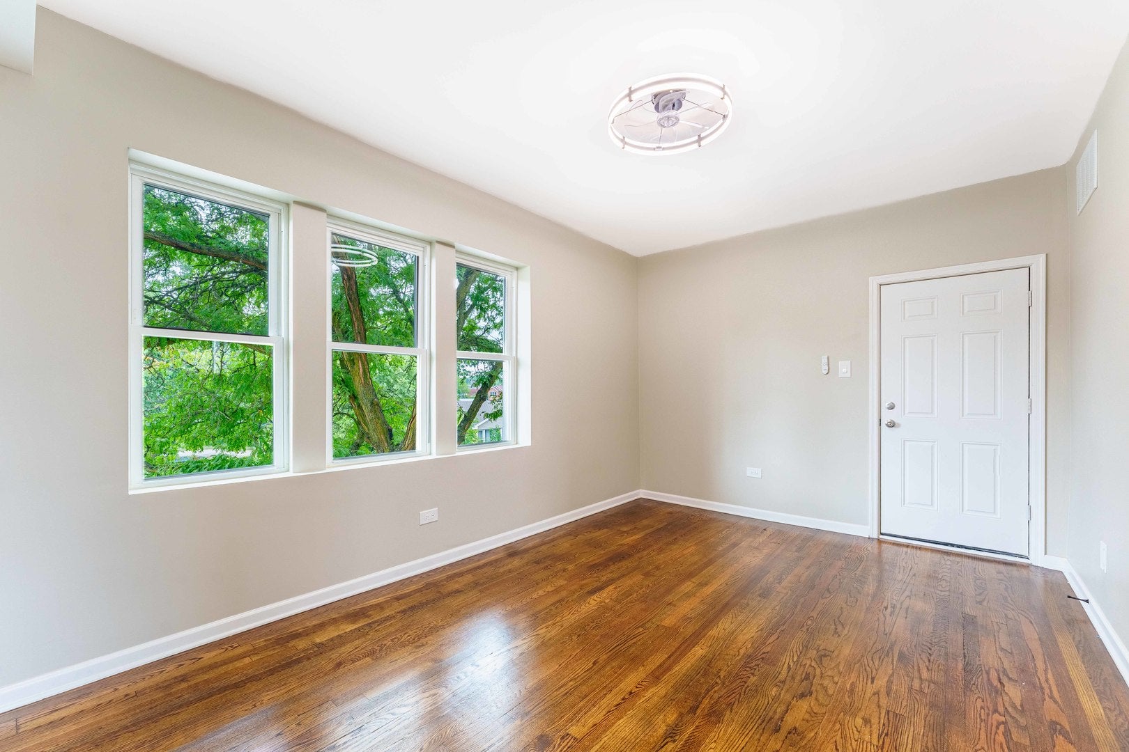 1908 W MARQUETTE Road