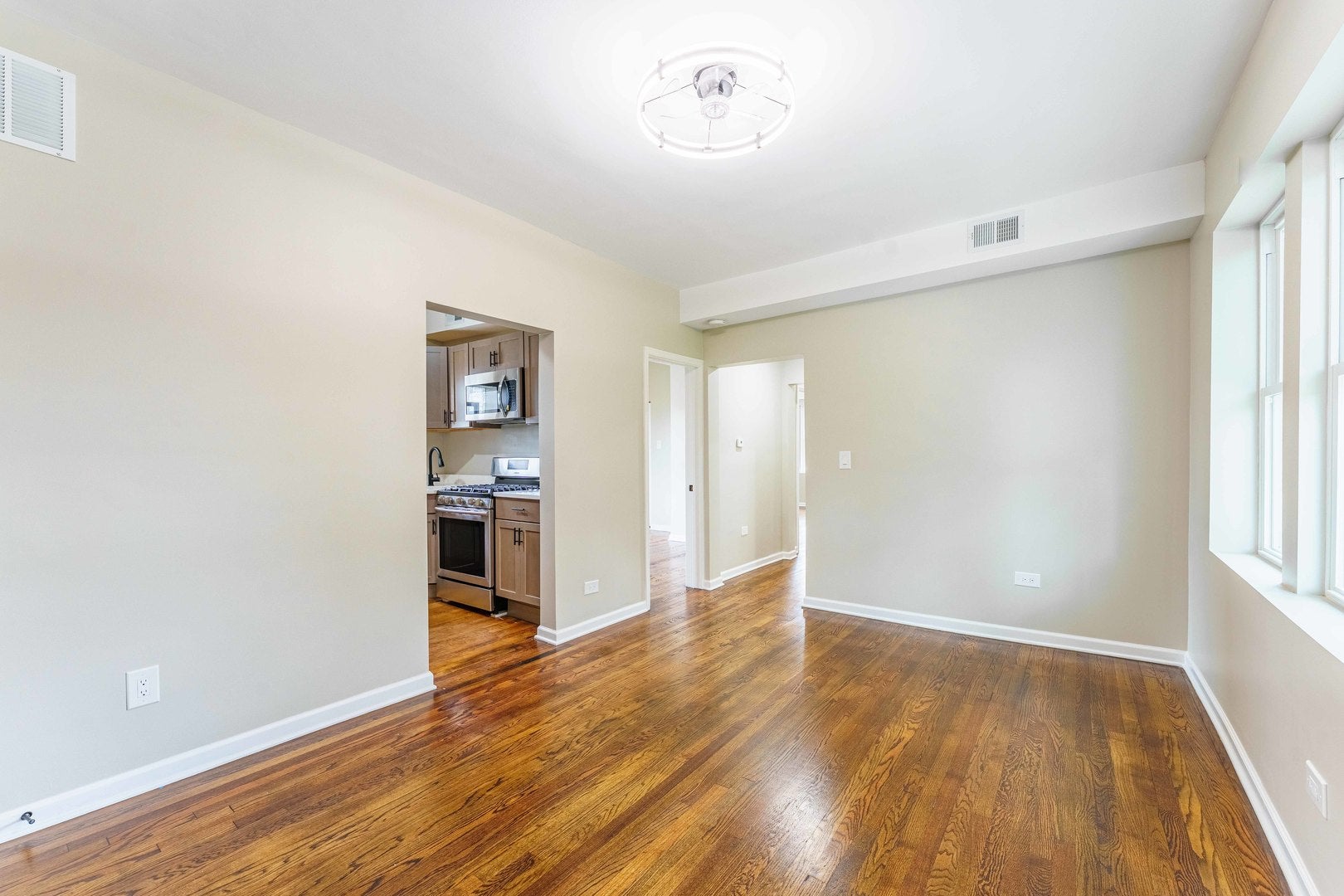 1908 W MARQUETTE Road