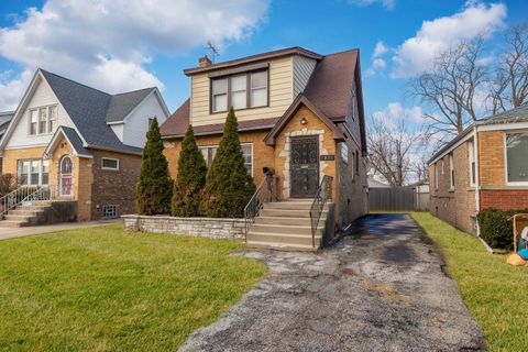 Tiny photo for 1908 S 23rd Avenue, Maywood, IL 60153 (MLS # 12602652)