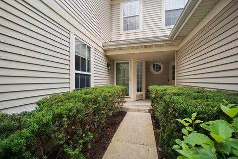 Tiny photo for 22 Cloverdale Court #22, Algonquin, IL 60102 (MLS # 12721011)