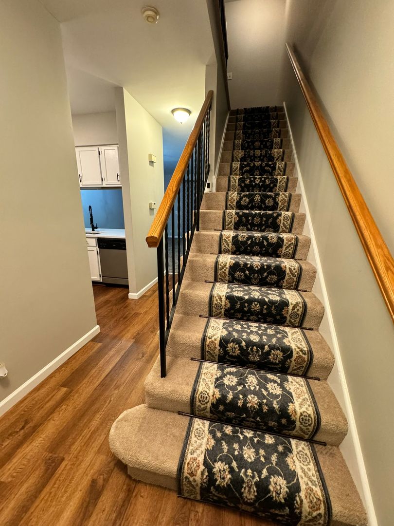 1619 WOODCREST Circle