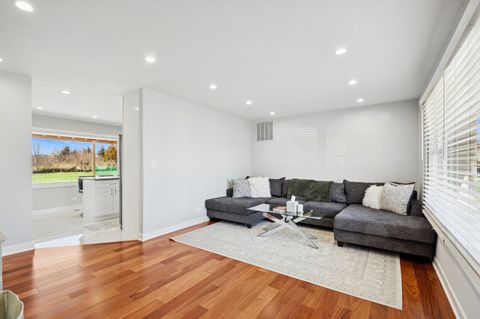 Tiny photo for 5308 Cinema Drive W, Hanover Park, IL 60133 (MLS # 12577929)