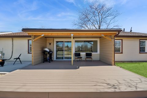 Tiny photo for 5308 Cinema Drive W, Hanover Park, IL 60133 (MLS # 12577929)