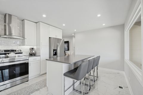 Tiny photo for 5308 Cinema Drive W, Hanover Park, IL 60133 (MLS # 12577929)