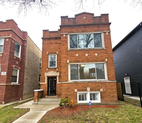 5321 W Crystal Street Chicago IL 60651