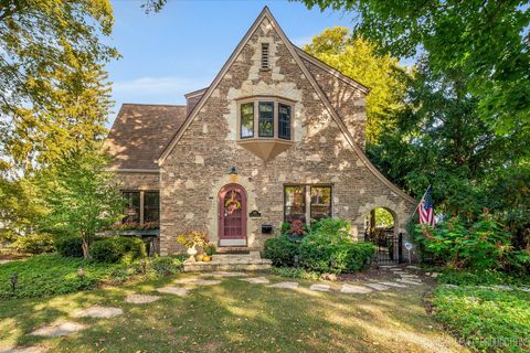 Photo of 405 S 1st Street, Geneva, IL 60134 (MLS # 12475437)