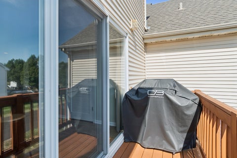 Tiny photo for 530 Lincoln Station Drive #530, Oswego, IL 60543 (MLS # 12742147)