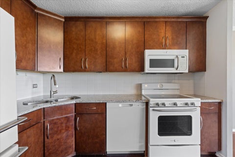 Tiny photo for 801 S Plymouth Court #716, Chicago, IL 60605 (MLS # 12680861)