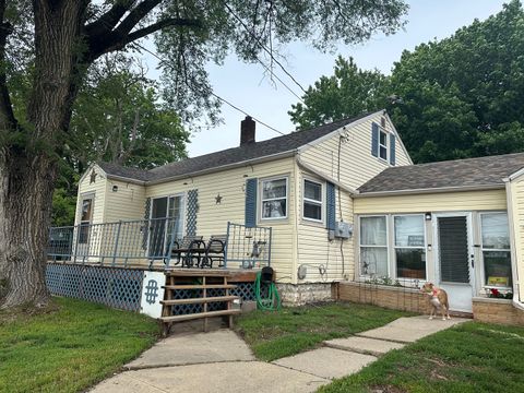 Photo of 626 N 4th Street, Savanna, IL 61074 (MLS # 12651928)