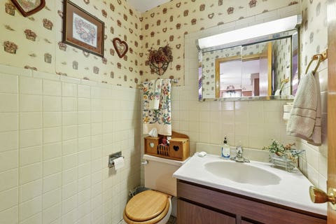 Tiny photo for 7730 S OCTAVIA Avenue, Bridgeview, IL 60455 (MLS # 12631145)