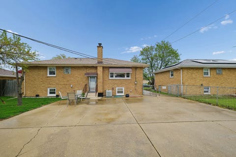 Tiny photo for 7730 S OCTAVIA Avenue, Bridgeview, IL 60455 (MLS # 12631145)