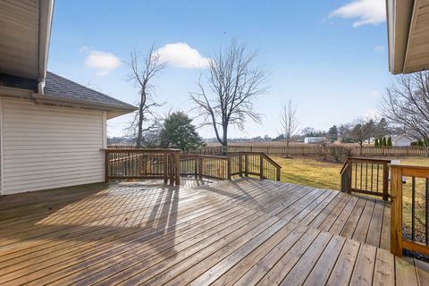 Tiny photo for 1411 Windfield Drive, Sycamore, IL 60178 (MLS # 12586138)