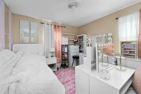 Tiny photo for 3876 18th Street, Bettendorf, IA 52722 (MLS # 12629908)